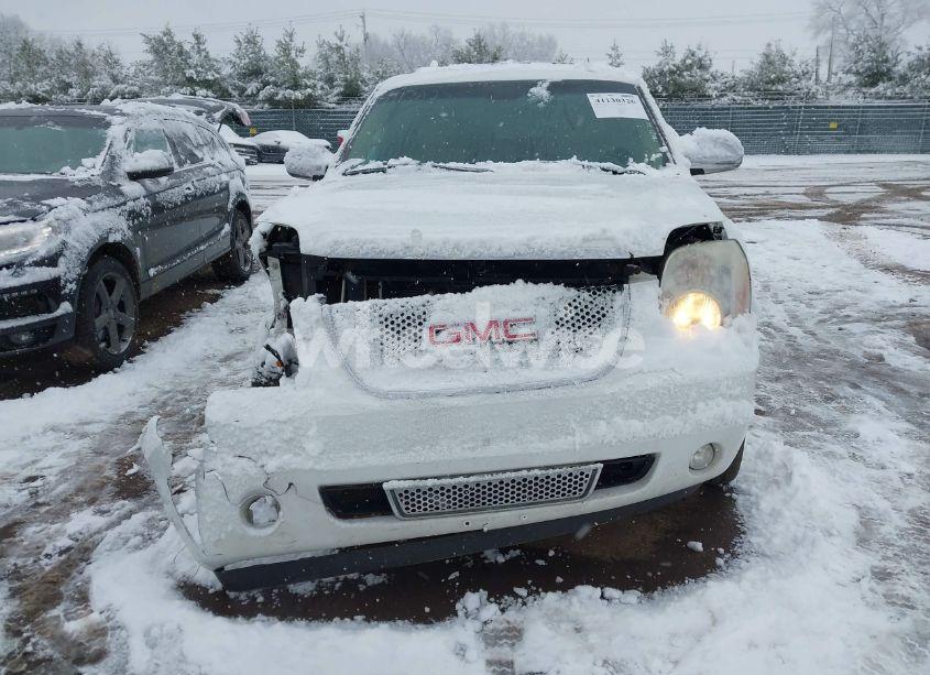 Photo 13 of 2007 Gmc Yukon DENALI (VIN 1GKFK63827J356757)