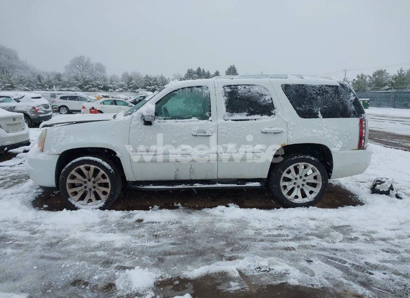 Photo 15 of 2007 Gmc Yukon DENALI (VIN 1GKFK63827J356757)