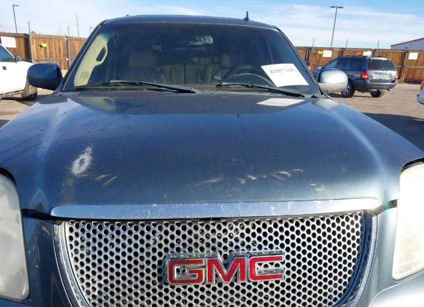 Photo 6 of 2007 Gmc Yukon DENALI (VIN 1GKFK63837J171214)