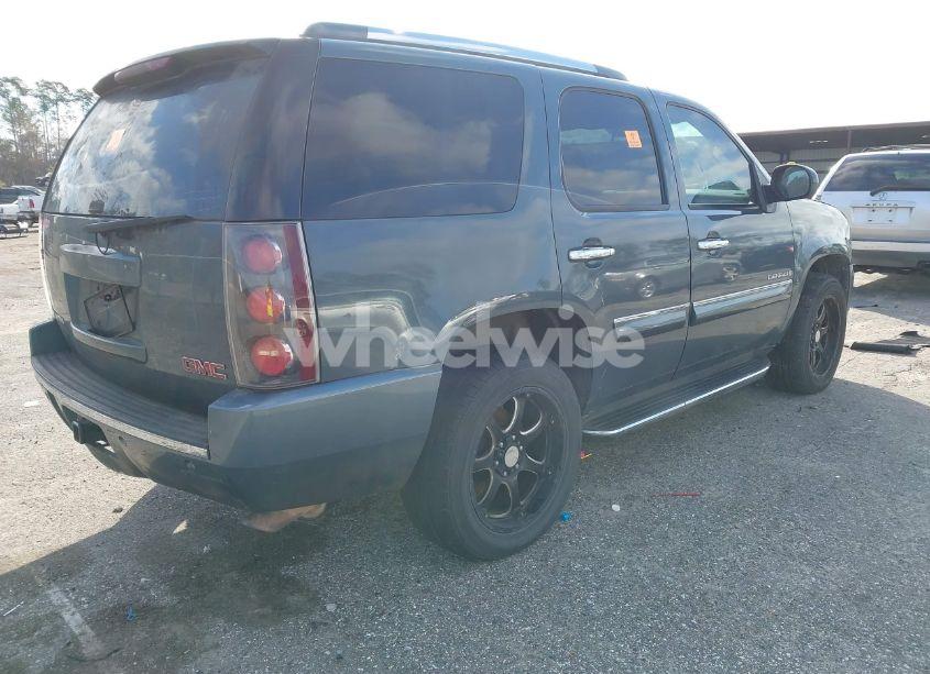 Photo 4 of 2007 Gmc Yukon DENALI (VIN 1GKFK63837J252519)
