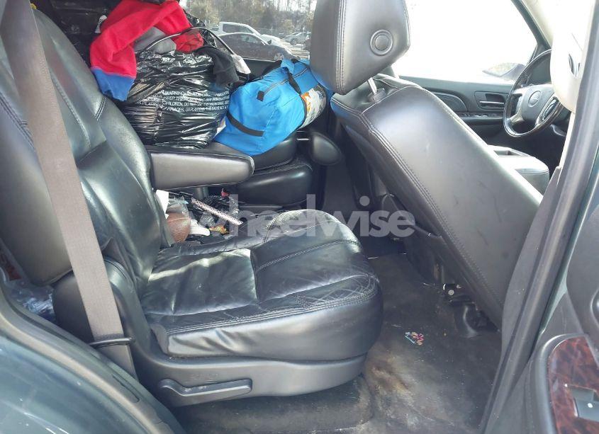 Photo 8 of 2007 Gmc Yukon DENALI (VIN 1GKFK63837J252519)