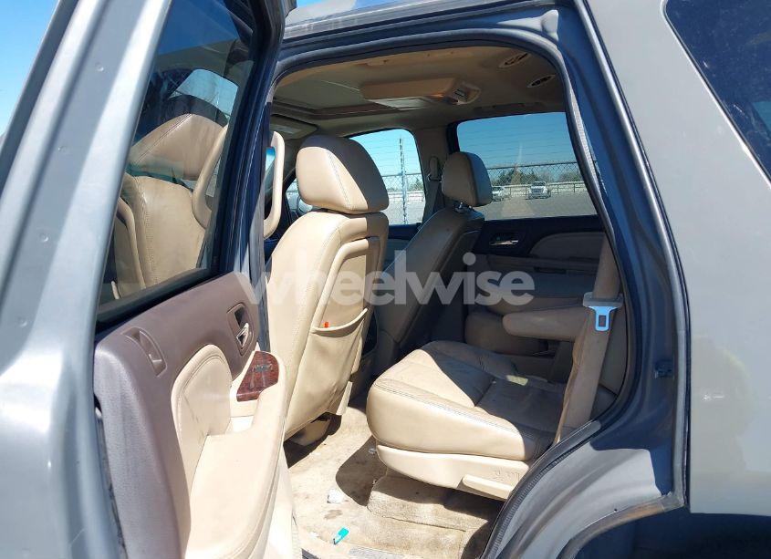 Photo 8 of 2008 Gmc Yukon DENALI (VIN 1GKFK63838J132253)