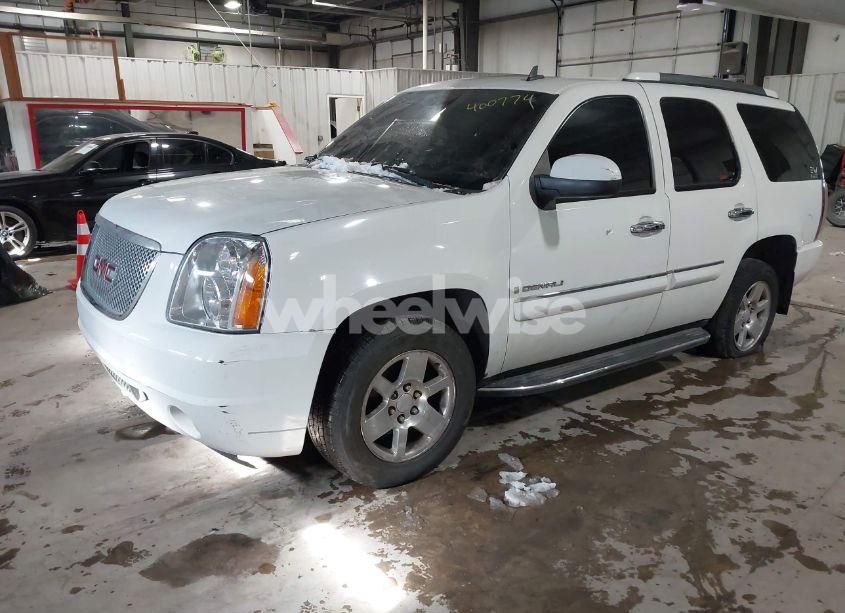 Photo 2 of 2008 Gmc Yukon DENALI (VIN 1GKFK63838J191268)