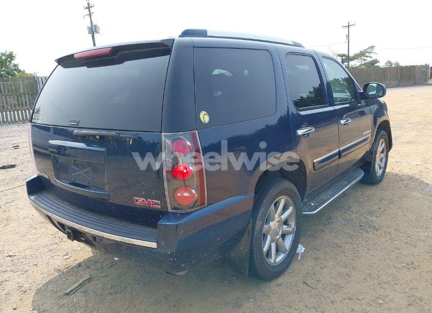 Photo 4 of 2007 Gmc Yukon DENALI (VIN 1GKFK63847J313456)