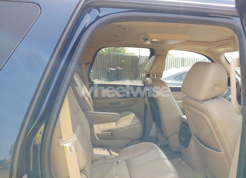 Photo 8 of 2007 Gmc Yukon DENALI (VIN 1GKFK63847J313456)