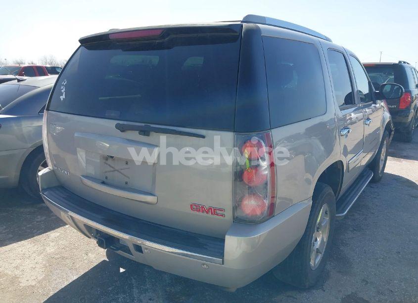 Photo 4 of 2007 Gmc Yukon DENALI (VIN 1GKFK63847J369039)