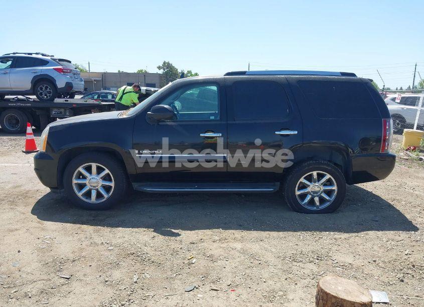Photo 15 of 2008 Gmc Yukon DENALI (VIN 1GKFK63848J210877)