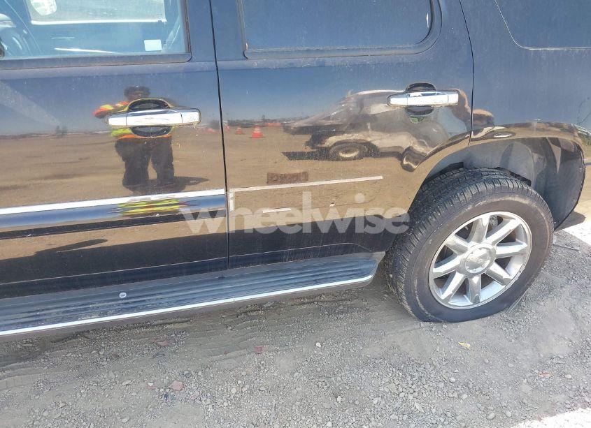 Photo 18 of 2008 Gmc Yukon DENALI (VIN 1GKFK63848J210877)