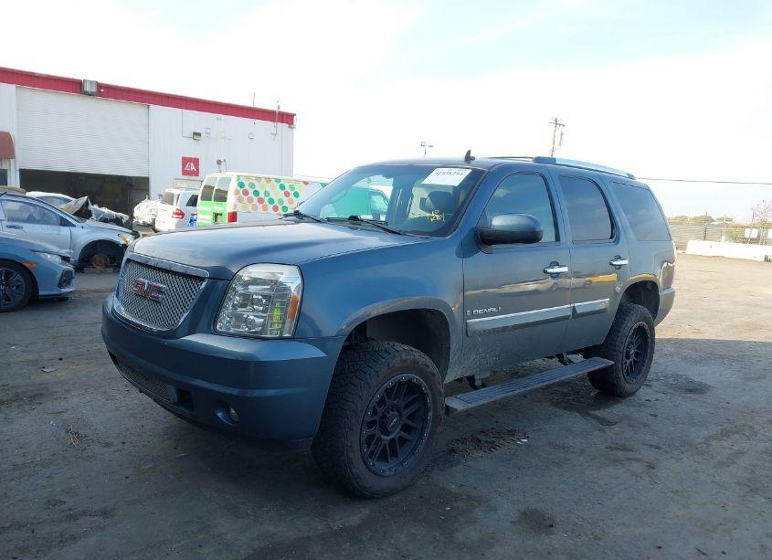 Photo 2 of 2008 Gmc Yukon DENALI (VIN 1GKFK63848J240946)