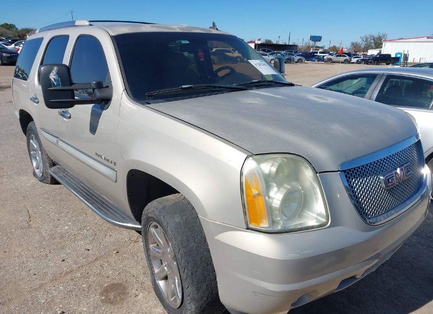 2007 Gmc Yukon DENALI (VIN 1GKFK63857J261948) main photo