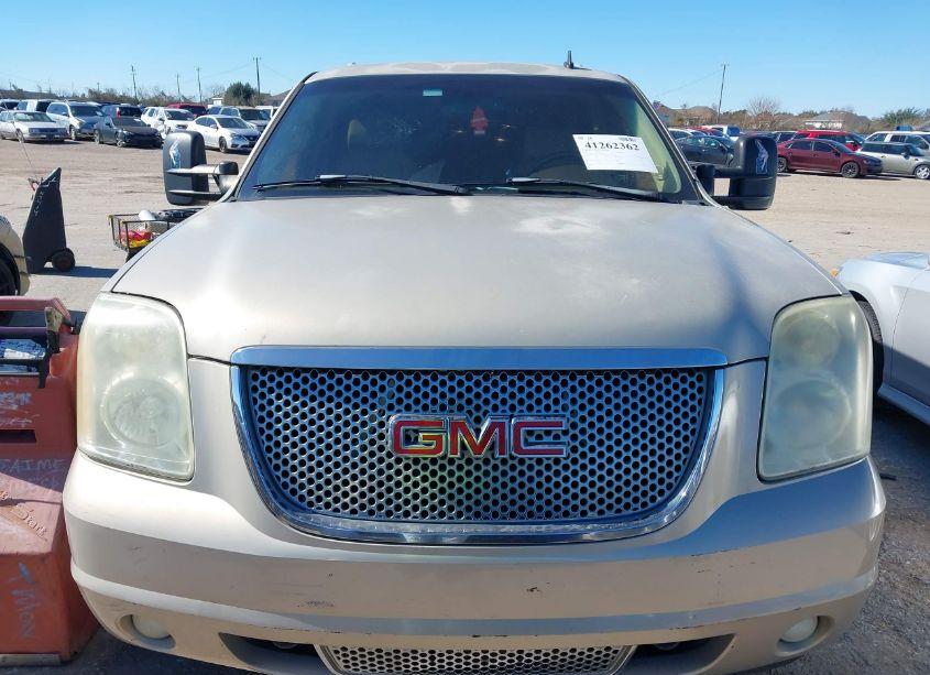 Photo 6 of 2007 Gmc Yukon DENALI (VIN 1GKFK63857J261948)