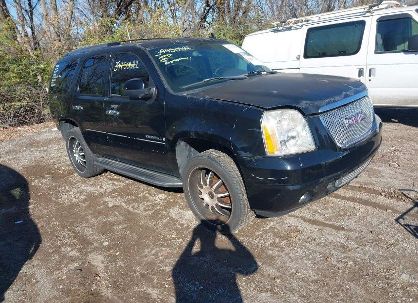 2007 Gmc Yukon DENALI (VIN 1GKFK63857J336597) main photo