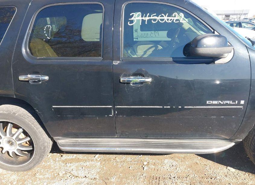 Photo 13 of 2007 Gmc Yukon DENALI (VIN 1GKFK63857J336597)