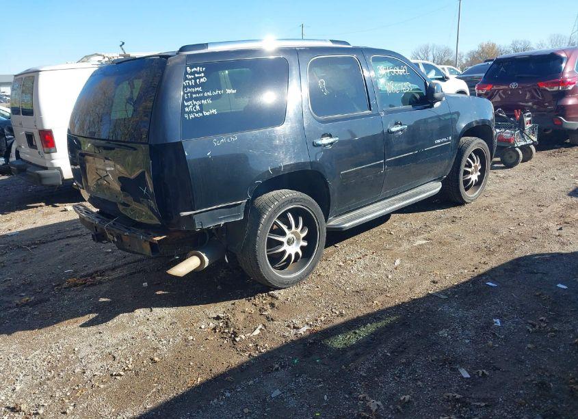 Photo 4 of 2007 Gmc Yukon DENALI (VIN 1GKFK63857J336597)