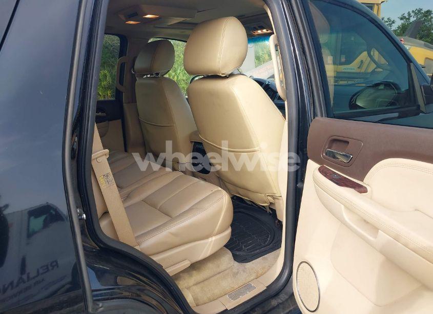 Photo 8 of 2007 Gmc Yukon DENALI (VIN 1GKFK63867J169635)