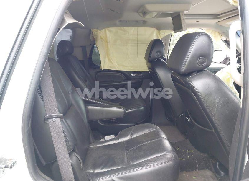 Photo 8 of 2007 Gmc Yukon DENALI (VIN 1GKFK63867J376560)