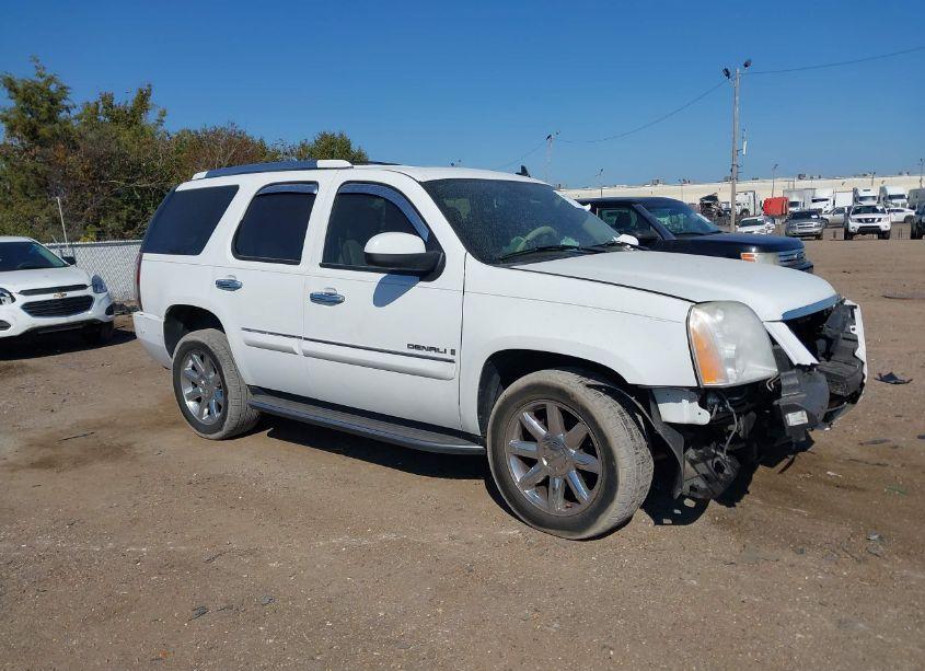 2008 Gmc Yukon DENALI (VIN 1GKFK63868J108352) main photo
