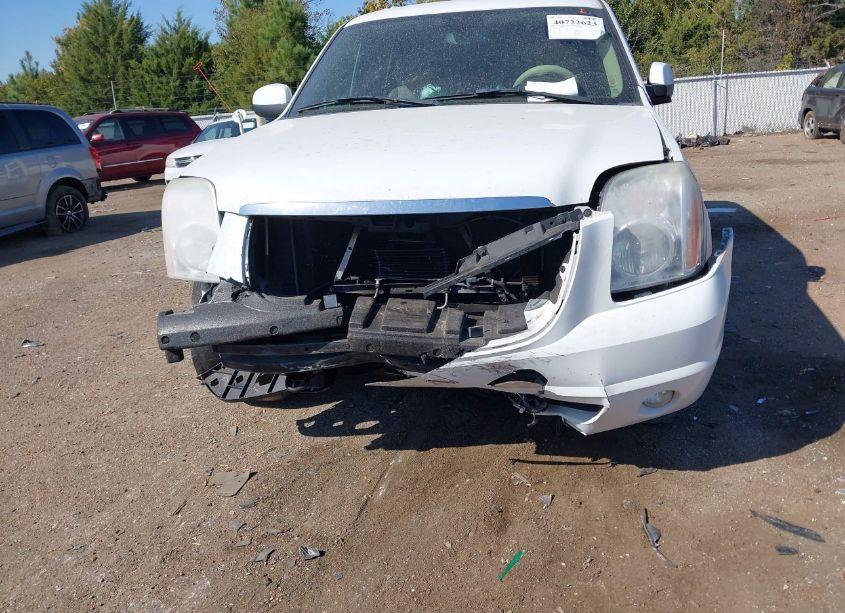 Photo 12 of 2008 Gmc Yukon DENALI (VIN 1GKFK63868J108352)
