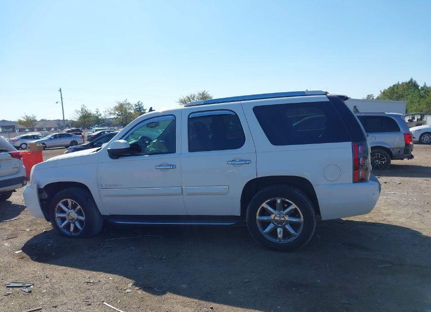 Photo 14 of 2008 Gmc Yukon DENALI (VIN 1GKFK63868J108352)