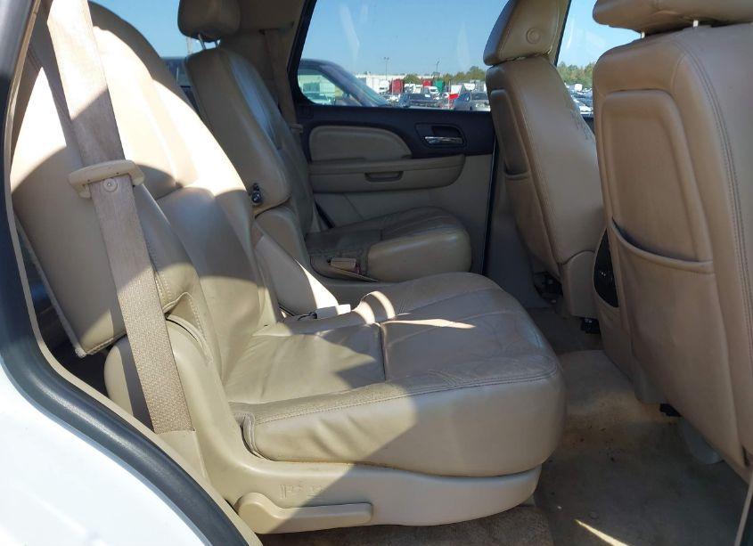 Photo 8 of 2008 Gmc Yukon DENALI (VIN 1GKFK63868J108352)