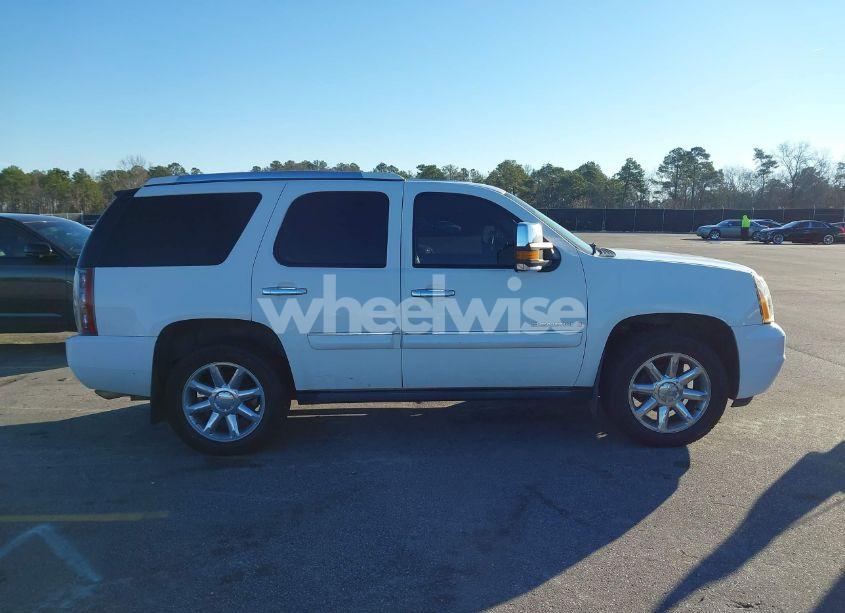 Photo 13 of 2008 Gmc Yukon DENALI (VIN 1GKFK63868J132182)