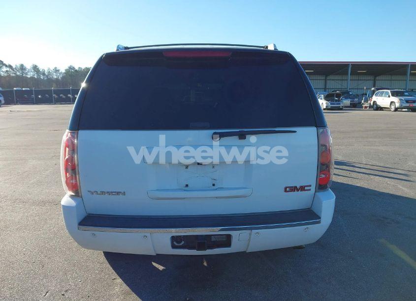 Photo 16 of 2008 Gmc Yukon DENALI (VIN 1GKFK63868J132182)