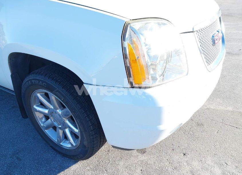 Photo 17 of 2008 Gmc Yukon DENALI (VIN 1GKFK63868J132182)
