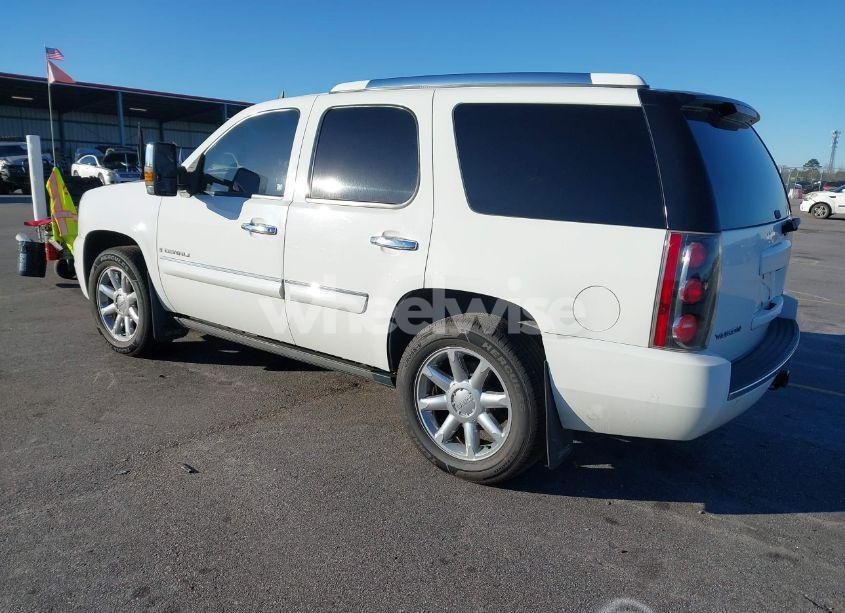 Photo 3 of 2008 Gmc Yukon DENALI (VIN 1GKFK63868J132182)