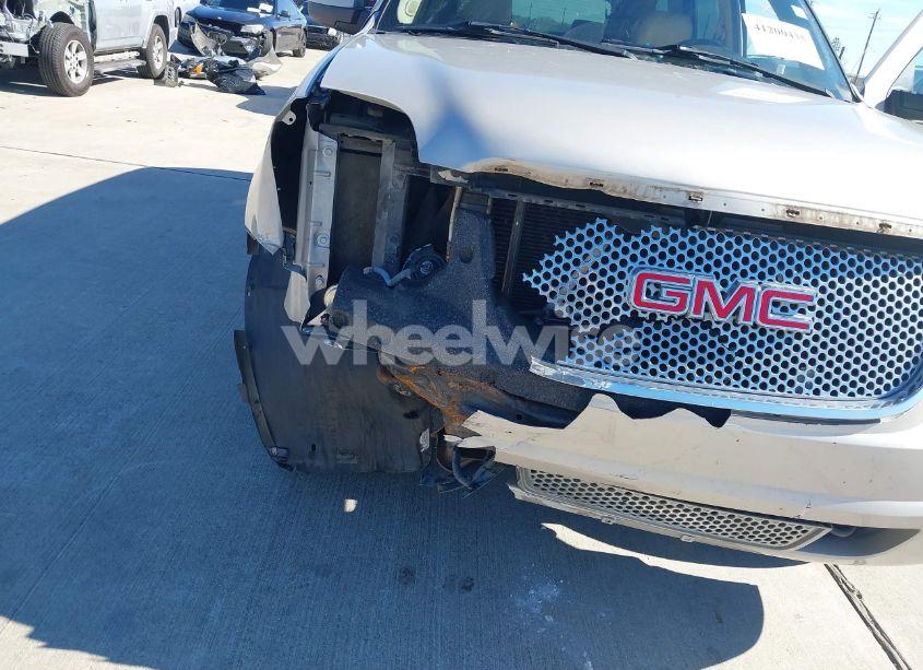 Photo 6 of 2007 Gmc Yukon DENALI (VIN 1GKFK63877J189473)