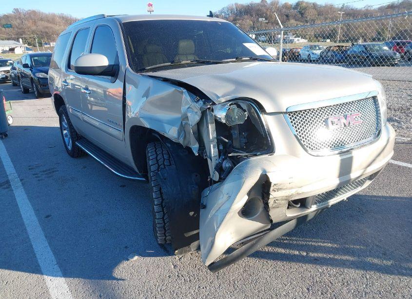 Photo 6 of 2007 Gmc Yukon DENALI (VIN 1GKFK63877J293204)