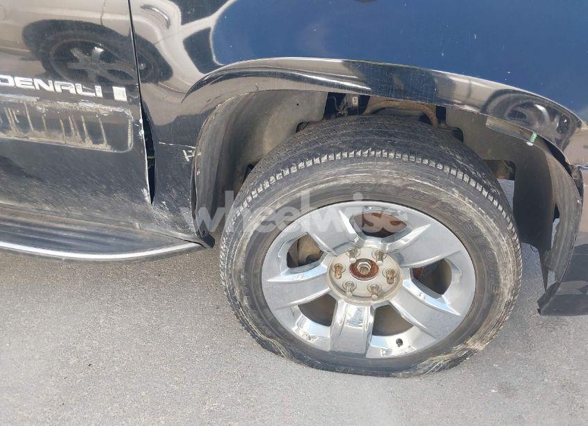 Photo 16 of 2007 Gmc Yukon DENALI (VIN 1GKFK63877J400168)