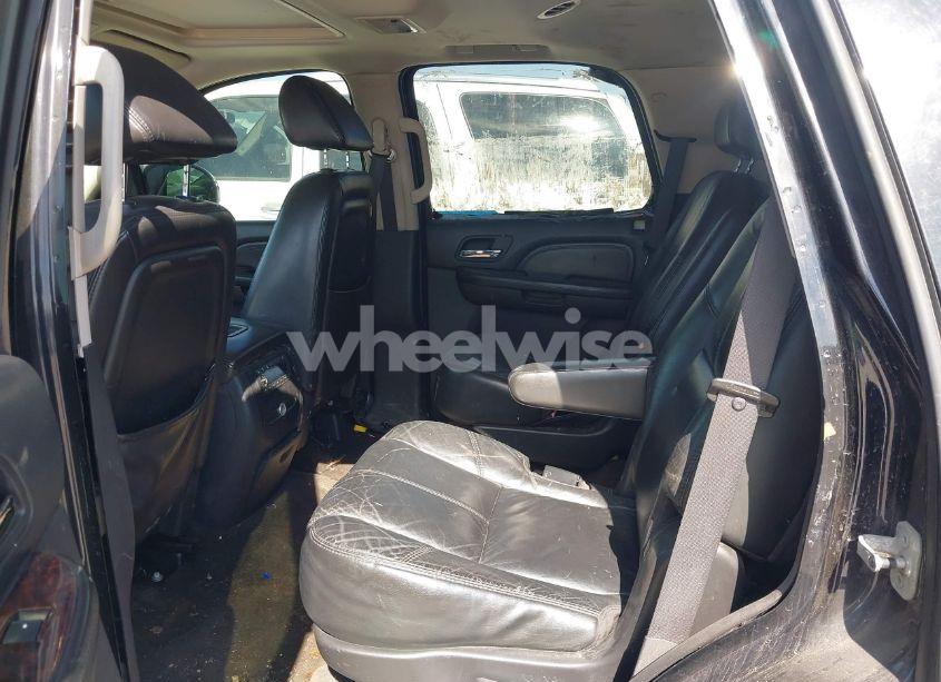 Photo 8 of 2007 Gmc Yukon DENALI (VIN 1GKFK63877J400168)