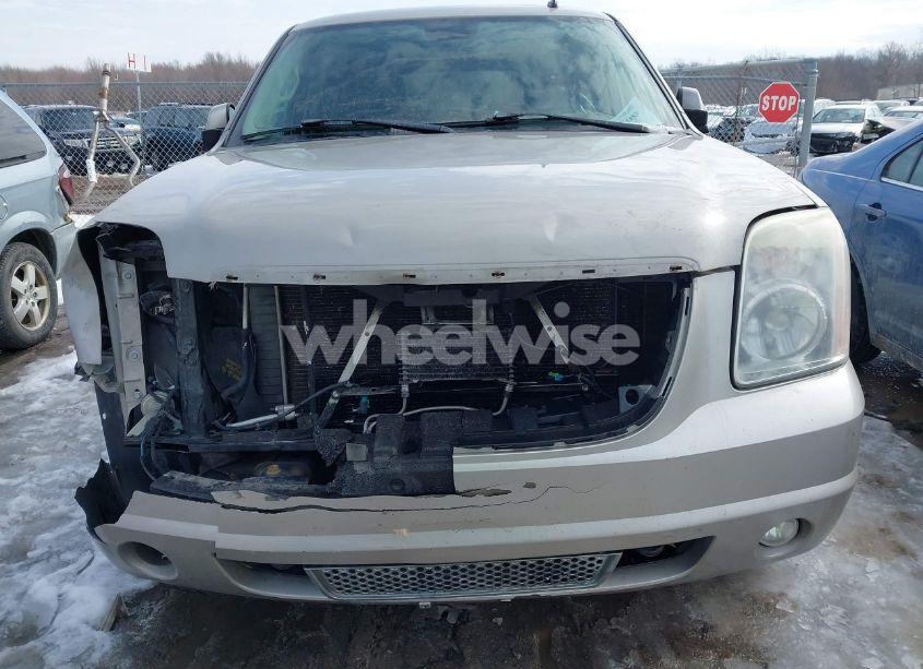 Photo 12 of 2007 Gmc Yukon DENALI (VIN 1GKFK63887J385065)