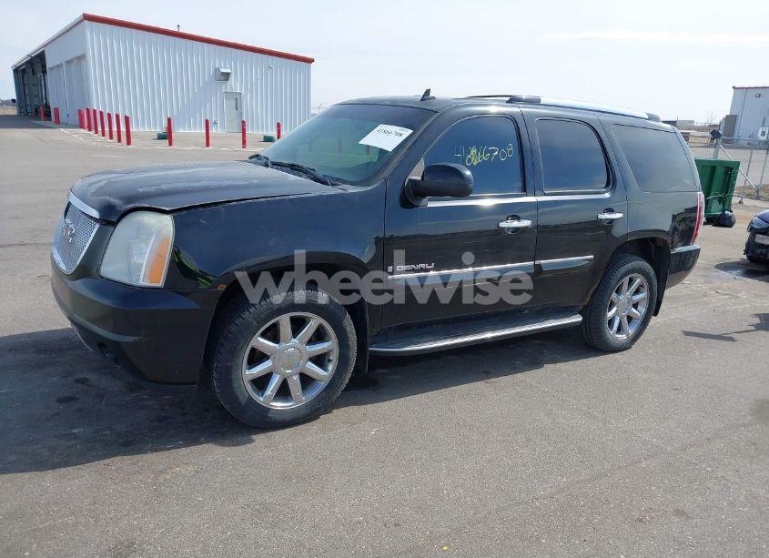 Photo 2 of 2007 Gmc Yukon DENALI (VIN 1GKFK63887J385759)