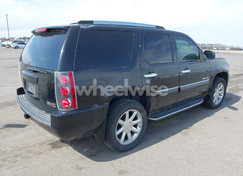 Photo 4 of 2007 Gmc Yukon DENALI (VIN 1GKFK63887J385759)