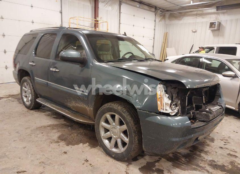 2008 Gmc Yukon DENALI (VIN 1GKFK63888J139022) main photo