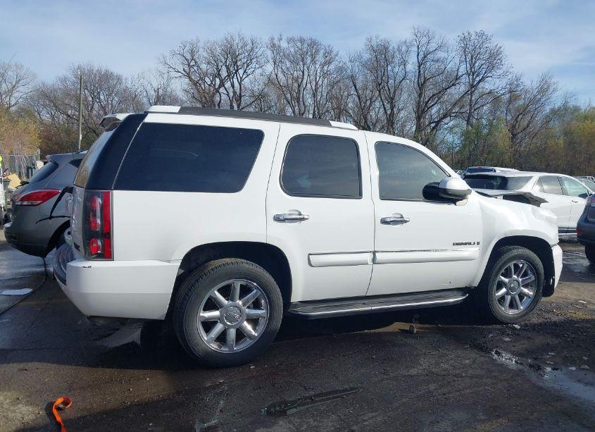 Photo 13 of 2008 Gmc Yukon DENALI (VIN 1GKFK63888J199348)