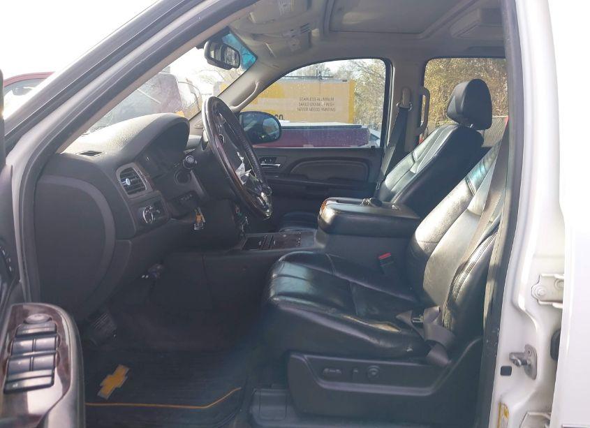 Photo 5 of 2008 Gmc Yukon DENALI (VIN 1GKFK63888J199348)