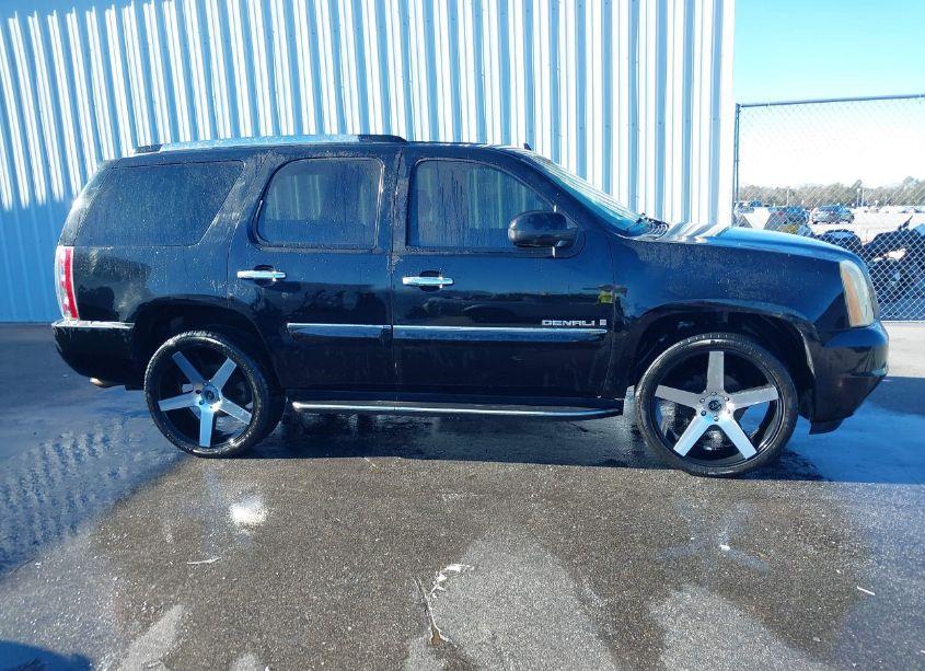 Photo 13 of 2008 Gmc Yukon DENALI (VIN 1GKFK63898J102335)