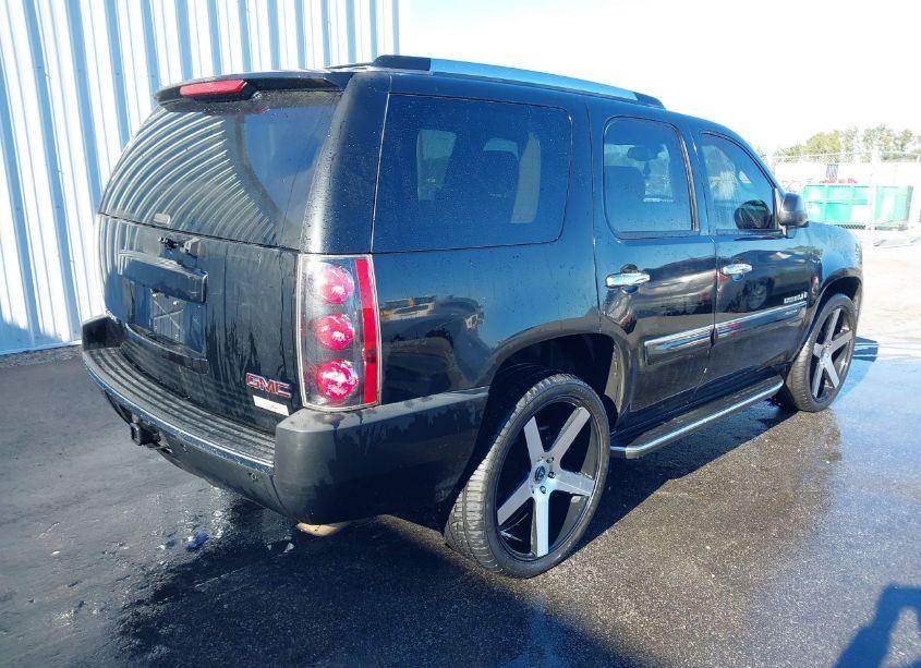 Photo 4 of 2008 Gmc Yukon DENALI (VIN 1GKFK63898J102335)