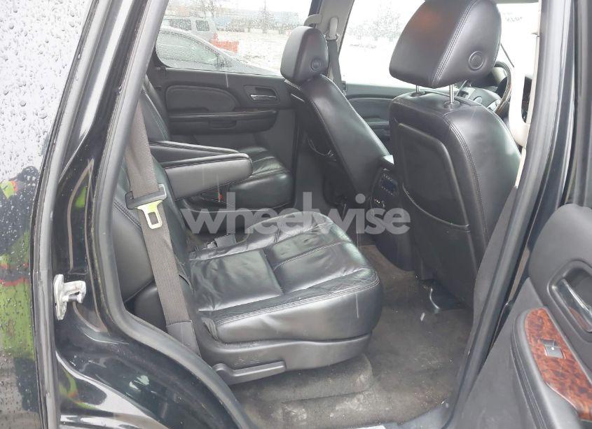 Photo 8 of 2008 Gmc Yukon DENALI (VIN 1GKFK63898J109639)