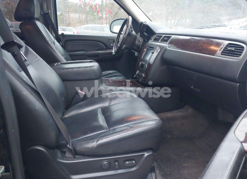 Photo 5 of 2008 Gmc Yukon DENALI (VIN 1GKFK63898J187726)