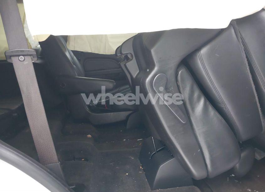 Photo 8 of 2008 Gmc Yukon DENALI (VIN 1GKFK63898J201334)