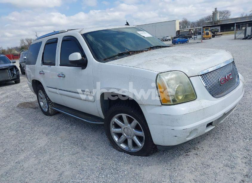 2007 Gmc Yukon DENALI (VIN 1GKFK638X7J136699) main photo