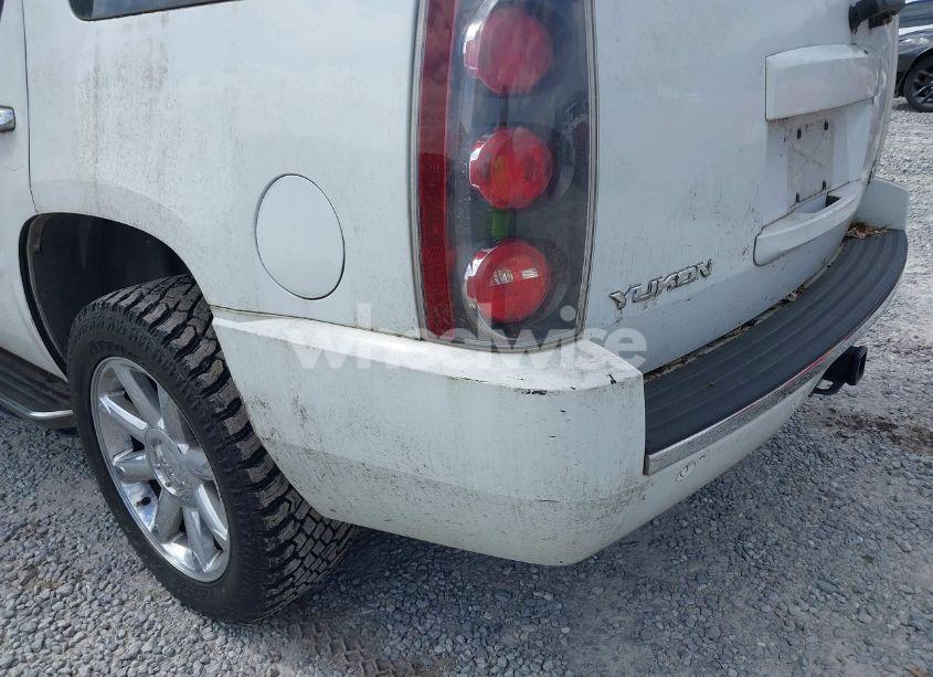 Photo 12 of 2007 Gmc Yukon DENALI (VIN 1GKFK638X7J136699)