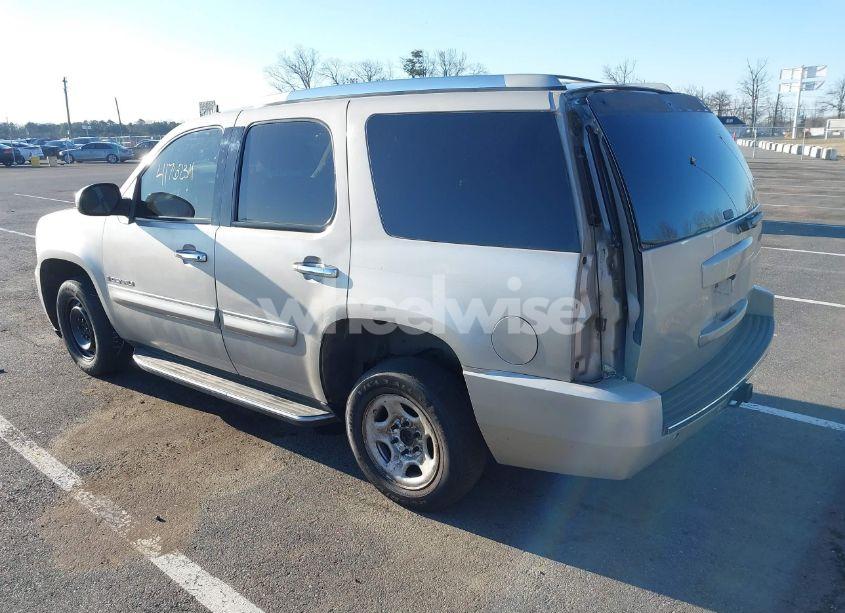 Photo 3 of 2007 Gmc Yukon DENALI (VIN 1GKFK638X7J178631)