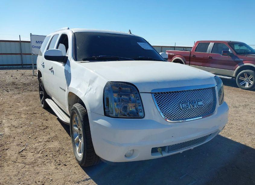 Photo 6 of 2007 Gmc Yukon DENALI (VIN 1GKFK638X7J349216)
