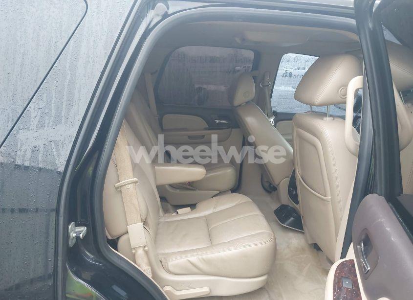 Photo 8 of 2008 Gmc Yukon DENALI (VIN 1GKFK638X8J144948)