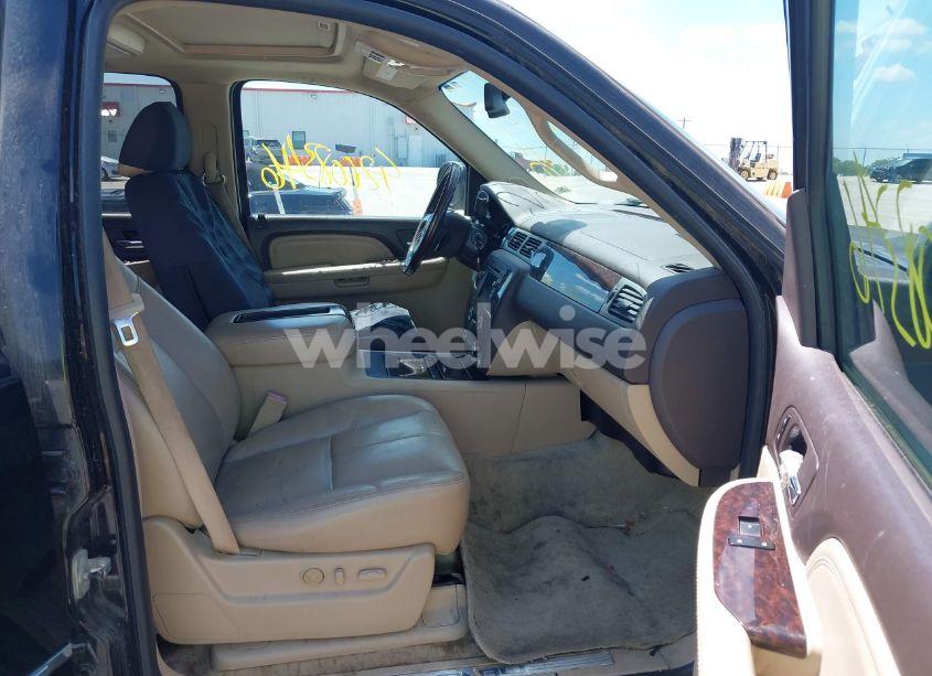 Photo 5 of 2007 Gmc Yukon XL 1500 DENALI (VIN 1GKFK66807J389235)