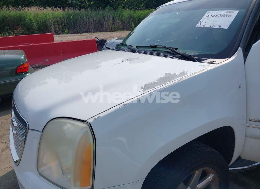 Photo 14 of 2007 Gmc Yukon XL 1500 DENALI (VIN 1GKFK66827J306856)
